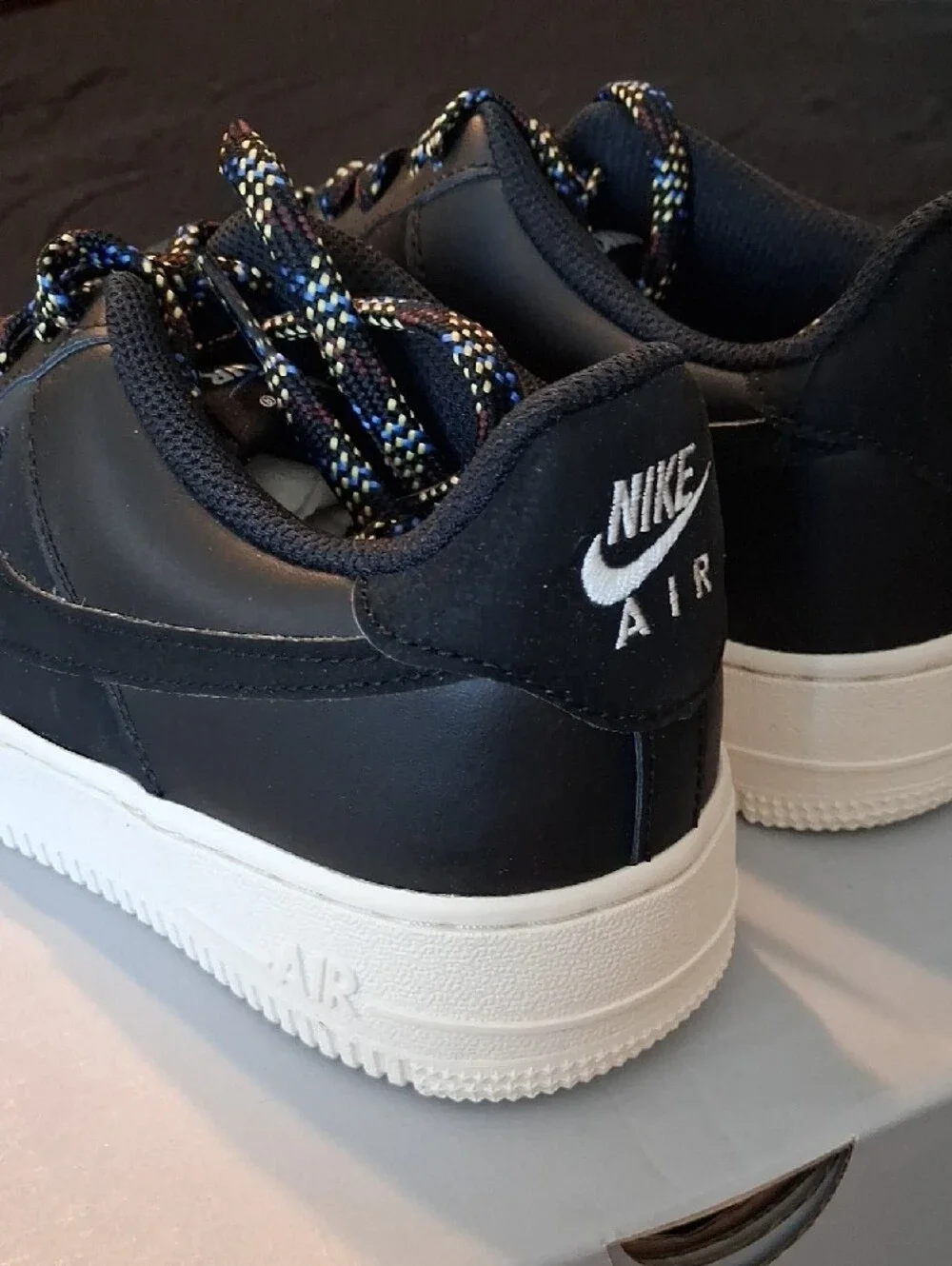 Nike Air Force 1 LV8 1 (GS) Sz 7Y Black/Black/ Saturn Gold-Comet Blue New In Box